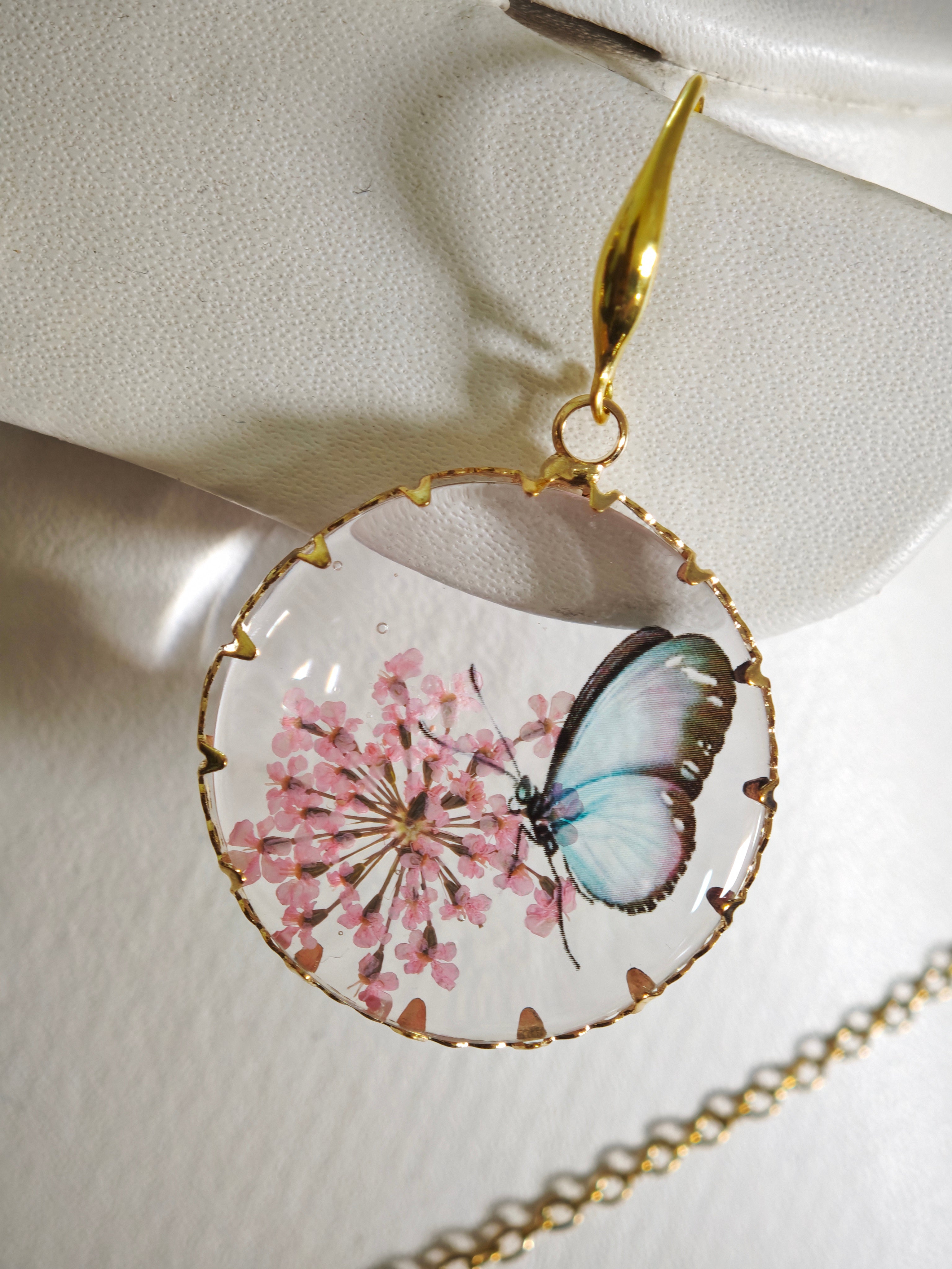 Sapraa Trends Unique Round Resin Earrings in Gold Mould with real flowers preserved in Pink and White