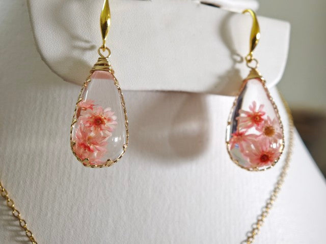 Sapraa Trends Unique Resin Drop Earrings in Gold Mould with real flowers preserved in Pink