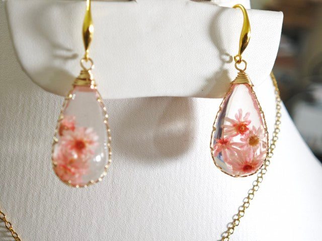 Sapraa Trends Unique Resin Drop Earrings in Gold Mould with real flowers preserved in Pink